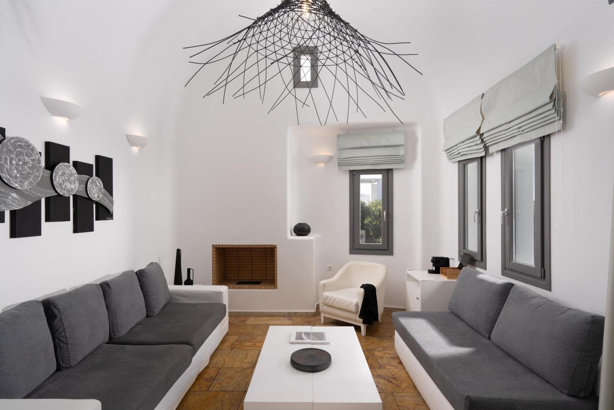 Santorini Princess Presidential Villa