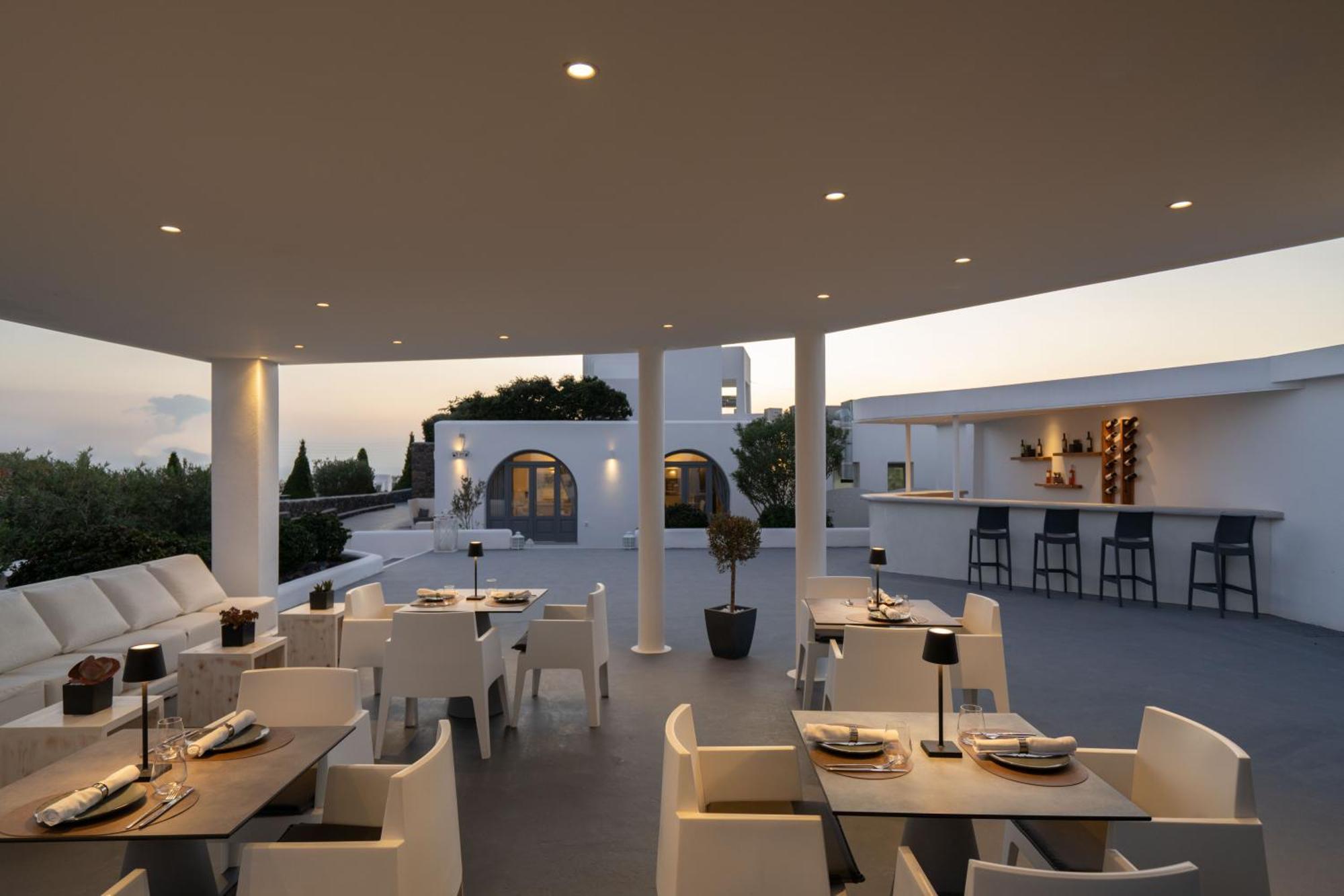 Santorini Princess Presidential Villa